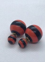 Dobbelt perleøreringe orange/sort stribe